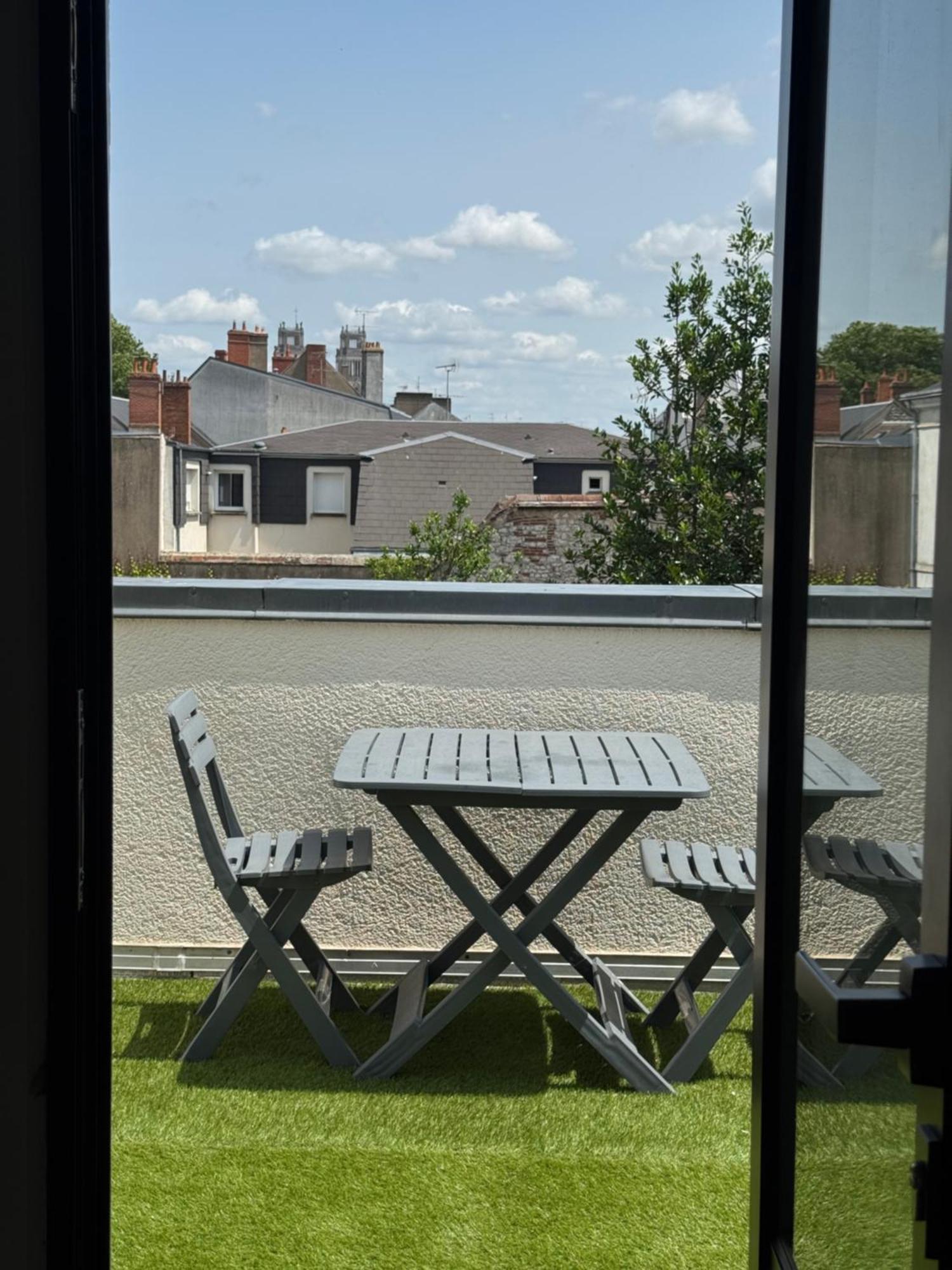 Le Rooftop - Terrasse Vue Cathedrale - Netflix Orléans Eksteriør bilde